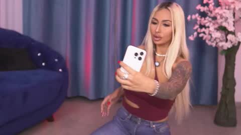 GoldenAmberX online show from 10-14-25, 04:35