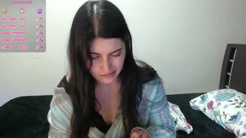 Snapshot of goldencandycotton chatting on 10-16-25, 07:42 goldencandycotton online show from 10-16-25, 07:42