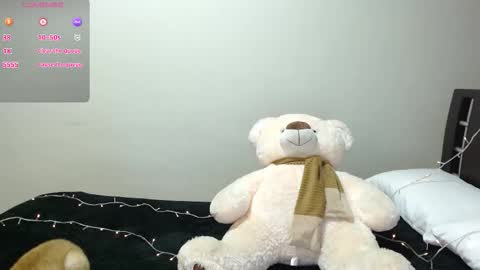 Snapshot of goldencandycotton chatting on 11-26-25, 05:08 goldencandycotton online show from 11-26-25, 05:08