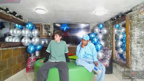 Snapshot of goldenjoi chatting on 12-12-24, 12:44 GOLDENJOI online show from 12-12-24, 12:44