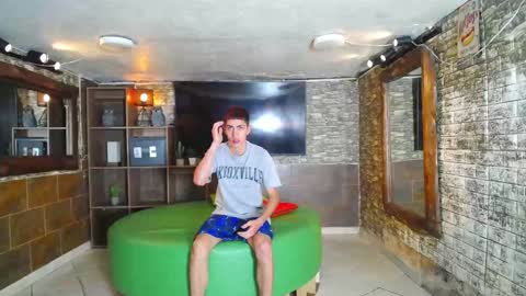 Snapshot of goldenjoi chatting on 01-06-25, 11:40 GOLDENJOI online show from 01-06-25, 11:40