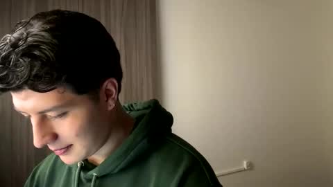 Snapshot of goldenknight33 chatting on 10-09-25, 03:32 goldenknight33 online show from 10-09-25, 03:32