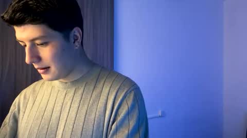 Snapshot of goldenknight33 chatting on 11-28-25, 04:31 goldenknight33 online show from 11-28-25, 04:31