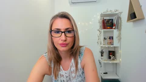 Olivia online show from 12-22-24, 01:45
