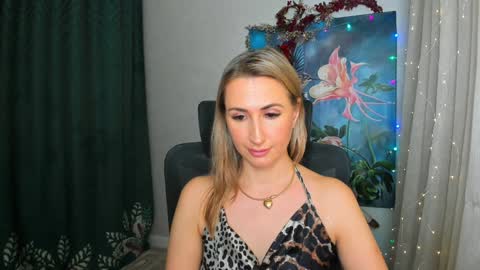 Olivia online show from 12-24-24, 03:27