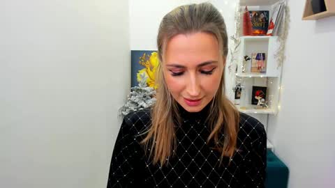 Olivia online show from 12-26-24, 11:54