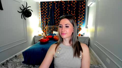 Olivia online show from 10-23-25, 07:56