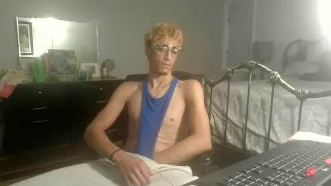 Snapshot of goldenmodel21 chatting on 11-14-25, 04:33 goldenmodel21 online show from 11-14-25, 04:33