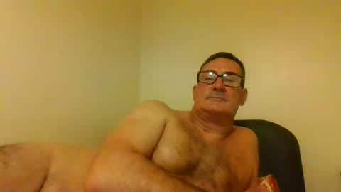 Snapshot of goldenone59 chatting on 09-28-25, 10:48 goldenone59 online show from 09-28-25, 10:48