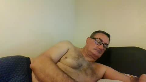 Snapshot of goldenone59 chatting on 10-10-25, 01:43 goldenone59 online show from 10-10-25, 01:43
