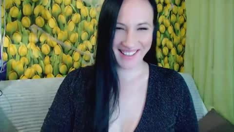 goldmoonn online show from 11-19-25, 03:23