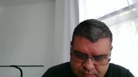 gomezgonz5 online show from 09-12-25, 10:15