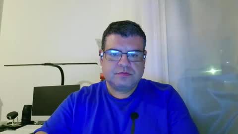 gomezgonz5 online show from 09-18-25, 09:28