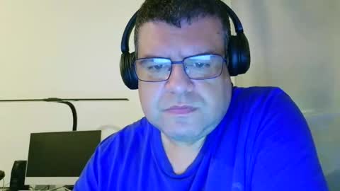 gomezgonz5 online show from 09-19-25, 09:59