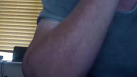 Snapshot of gomezzandthing chatting on 10-12-25, 11:20 Gomez Addams online show from 10-12-25, 11:20