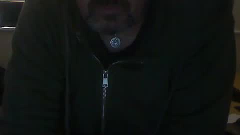 Snapshot of gomezzandthing chatting on 11-16-25, 01:17 Gomez Addams online show from 11-16-25, 01:17