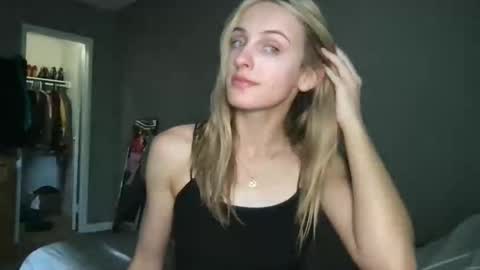 goodgirlliv online show from 09-22-25, 11:40