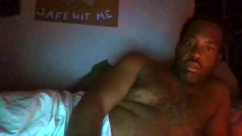 Snapshot of goonergreen chatting on 09-16-25, 05:03 GoonerGreen online show from 09-16-25, 05:03