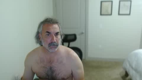 Snapshot of gopher988 chatting on 10-21-25, 08:42 gopher988 online show from 10-21-25, 08:42