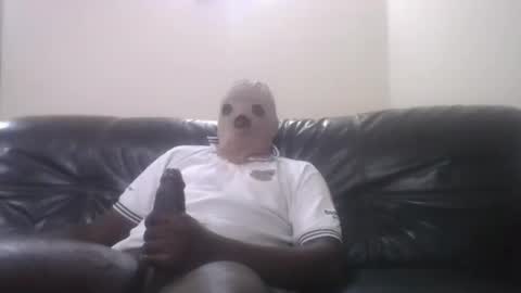 Snapshot of gorashado chatting on 11-06-25, 10:21 Sexy Black Model online show from 11-06-25, 10:21