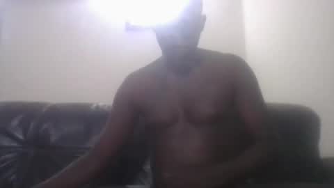 Snapshot of gorashado chatting on 11-23-25, 10:09 Sexy Black Model online show from 11-23-25, 10:09