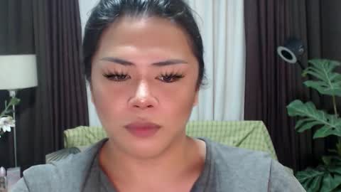 Snapshot of gorgeous_devilxxx chatting on 10-22-25, 05:41 Samantha online show from 10-22-25, 05:41