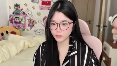 gorgeous girl33 online show from 11-15-25, 02:20