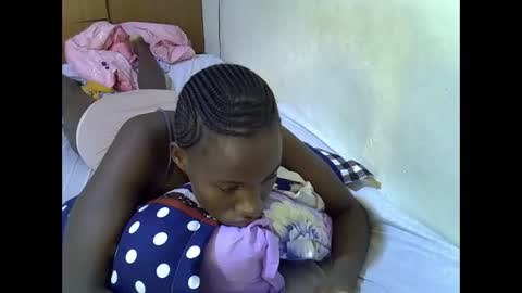 gorgeous_maya1 online show from 12-16-25, 05:56