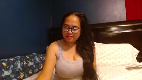 gorgeouslyn09 online show from 11-12-25, 10:41