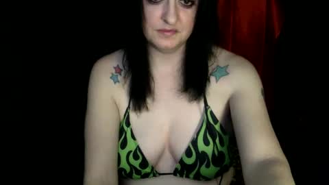 Kitten online show from 12-31-24, 02:29