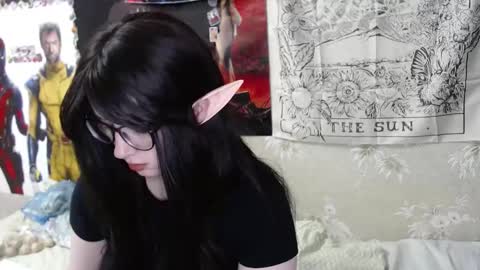 Snapshot of goth_pumpkin chatting on 02-23-25, 09:48 Amy online show from 02-23-25, 09:48