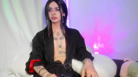 Snapshot of goth_ru chatting on 03-09-25, 08:21 Russ online show from 03-09-25, 08:21
