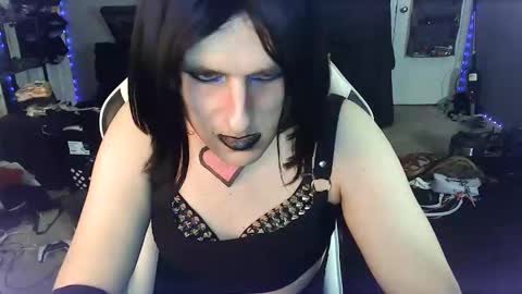 Victoriana online show from 01-13-25, 08:26