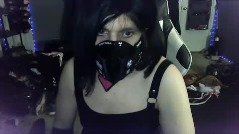 Victoriana online show from 01-14-25, 01:15