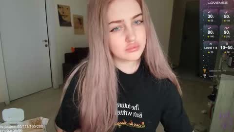 traumfrau Kira angel face devil eyes I SELL A LOT VIDEO IN GALLERY online show from 02-14-26, 04:15