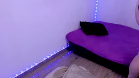 Laia  online show from 01-09-26, 05:21