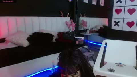 Meredith Alessandra online show from 11-04-25, 04:33