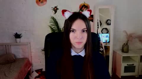 grace_autumn_mood online show from 10-24-25, 05:48