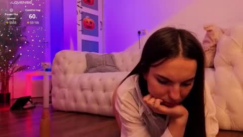 grace_autumn_mood online show from 10-26-25, 06:19