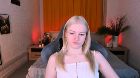 Grace Glamour online show from 09-22-25, 05:09