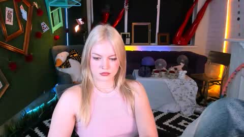 Grace Glamour online show from 09-25-25, 05:44