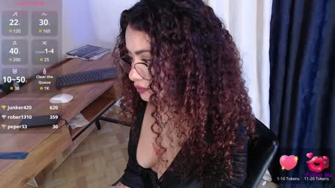 Snapshot of gracehill__ chatting on 02-01-25, 10:59 Im Sofia online show from 02-01-25, 10:59