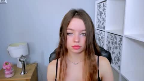 Snapshot of gracetop chatting on 10-28-25, 08:51 GraceTop online show from 10-28-25, 08:51