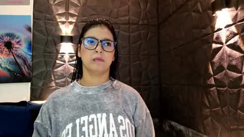 Gracey Milf online show from 01-14-26, 12:00