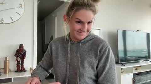 Gracie Mae online show from 03-03-25, 06:44