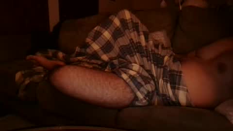 7 in boy toy online show from 12-29-24, 08:22