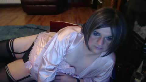 Snapshot of grainnetv chatting on 12-14-24, 09:18 grainnetv online show from 12-14-24, 09:18