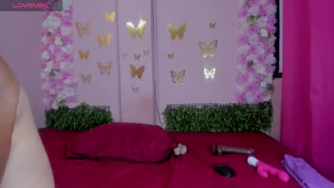 Snapshot of grandmother_milf chatting on 11-05-25, 08:42 Mi Name is violeta online show from 11-05-25, 08:42