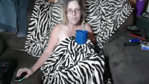 Granny Low online show from 12-03-24, 08:50