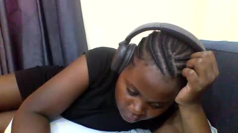 grannylover_ online show from 11-03-25, 04:47